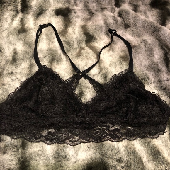 Bralettes - Picture 7 of 8